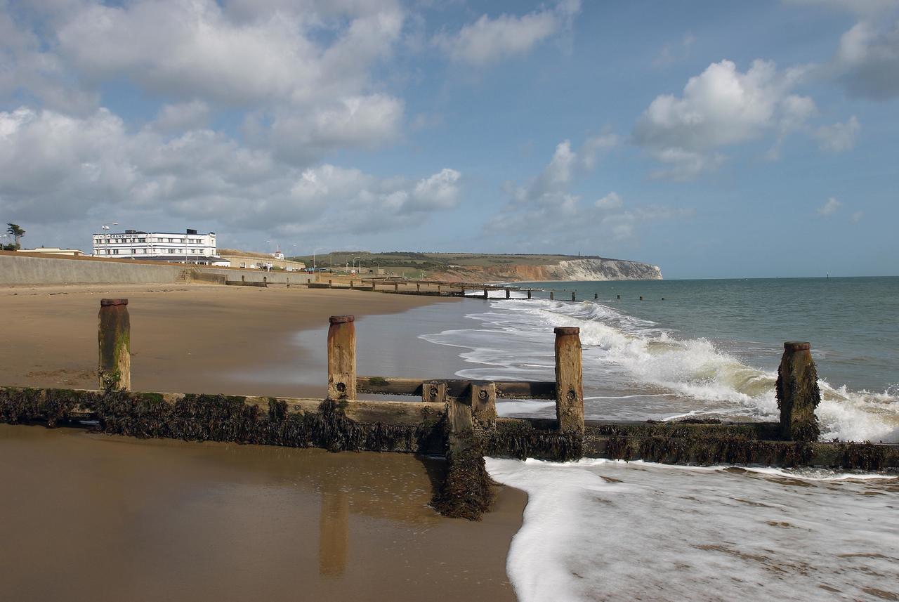 Sandown Hotel - Sandown, Isle Of Wight --- Return Car Ferry 89 Pounds From Southampton Esterno foto